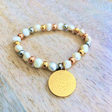 Load image into Gallery viewer, Pulsera Medalla Padre Nuestro